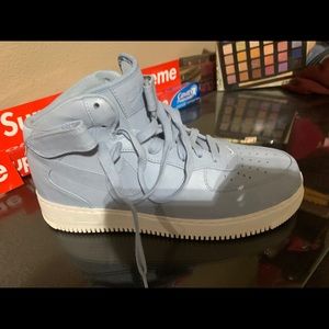 Air Force 1 Mid